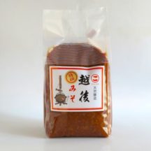 生きた味噌をお届けしています。